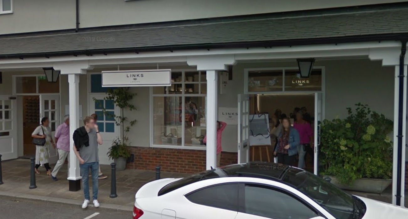 Bicester Village S Links Of London Store Starts Closing Down Sale Oxford Mail