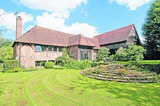 Listed Barn With Moat For 2 3m Oxford Mail