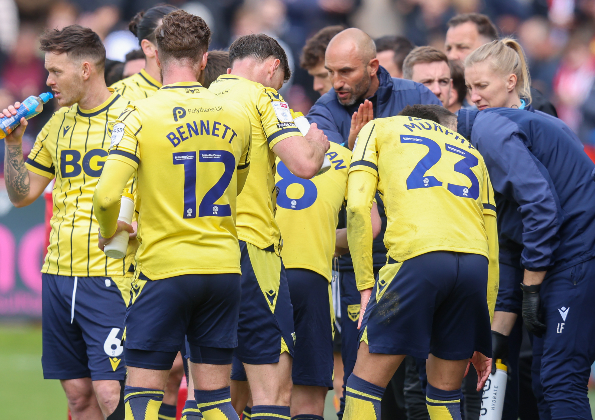 Oxford United boss Des Buckingham on keeping track of play-off scores