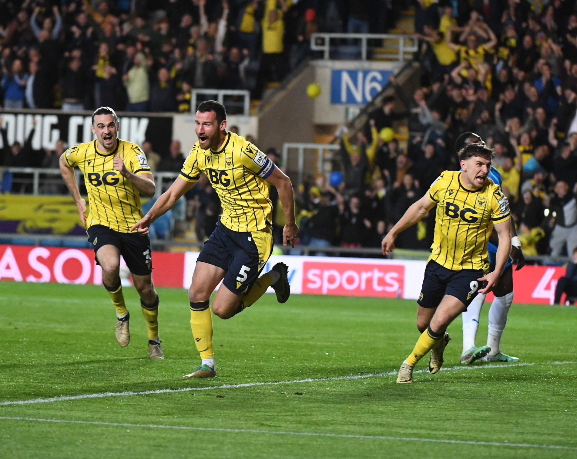 Oxford United beat Peterborough in play-off semi-final first leg