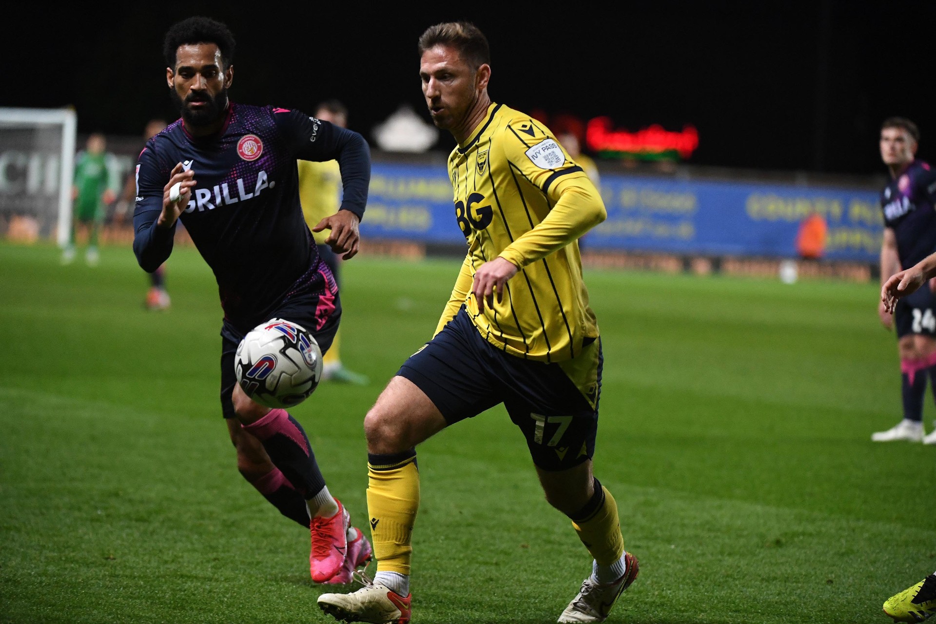 James Henry signs for Aldershot Town after Oxford United release