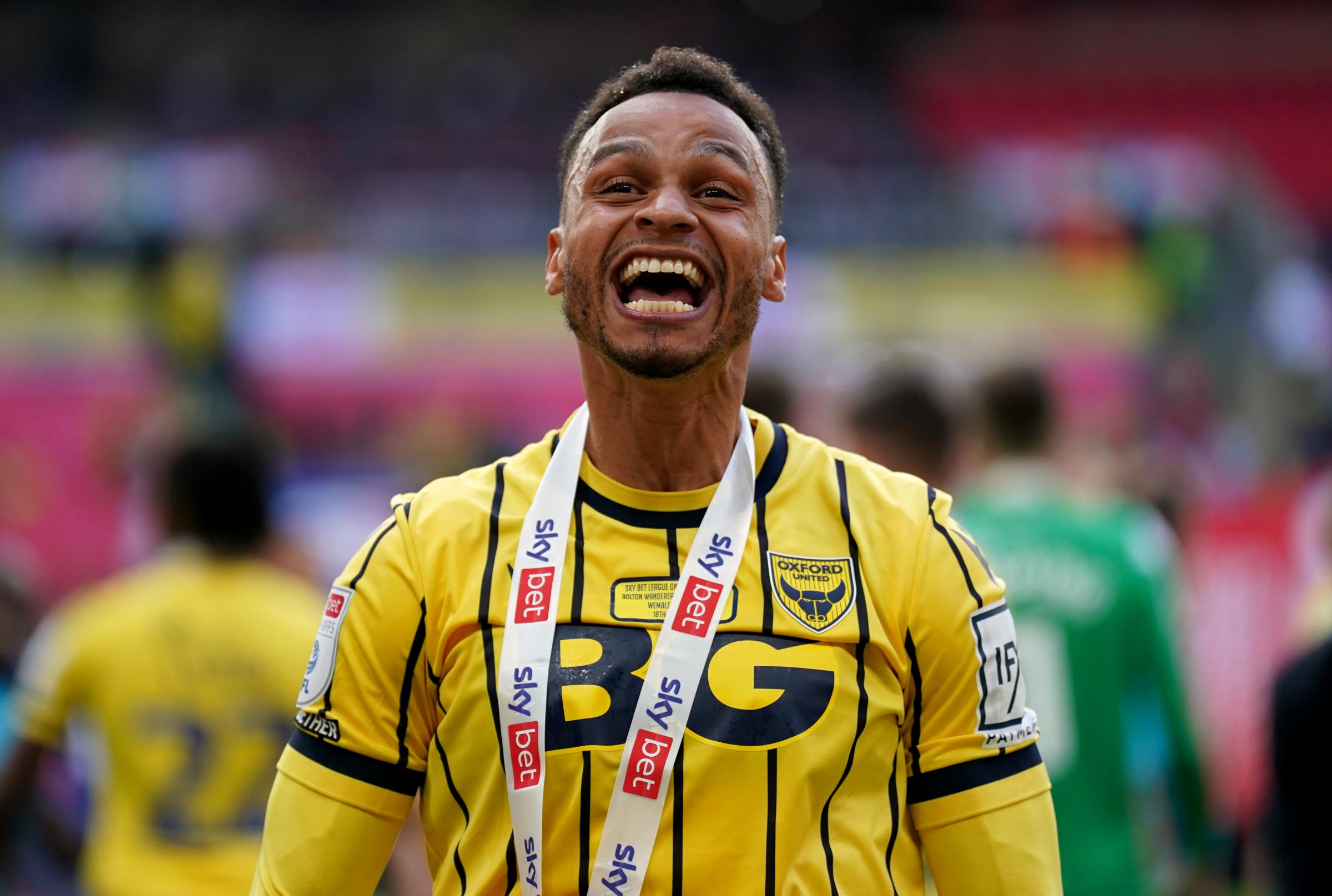 Oxford United's Josh Murphy taunts Thogden with viral video