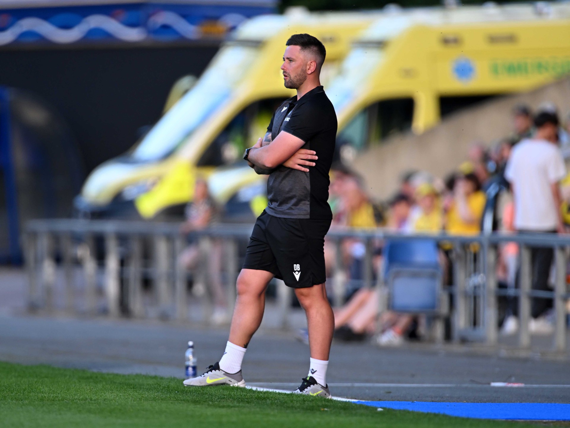 Oxford United boss still active in summer transfer window