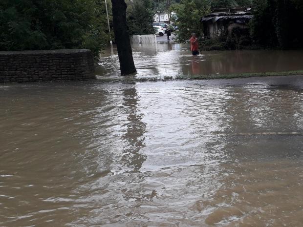 牛津郡發布大雨黃色預警