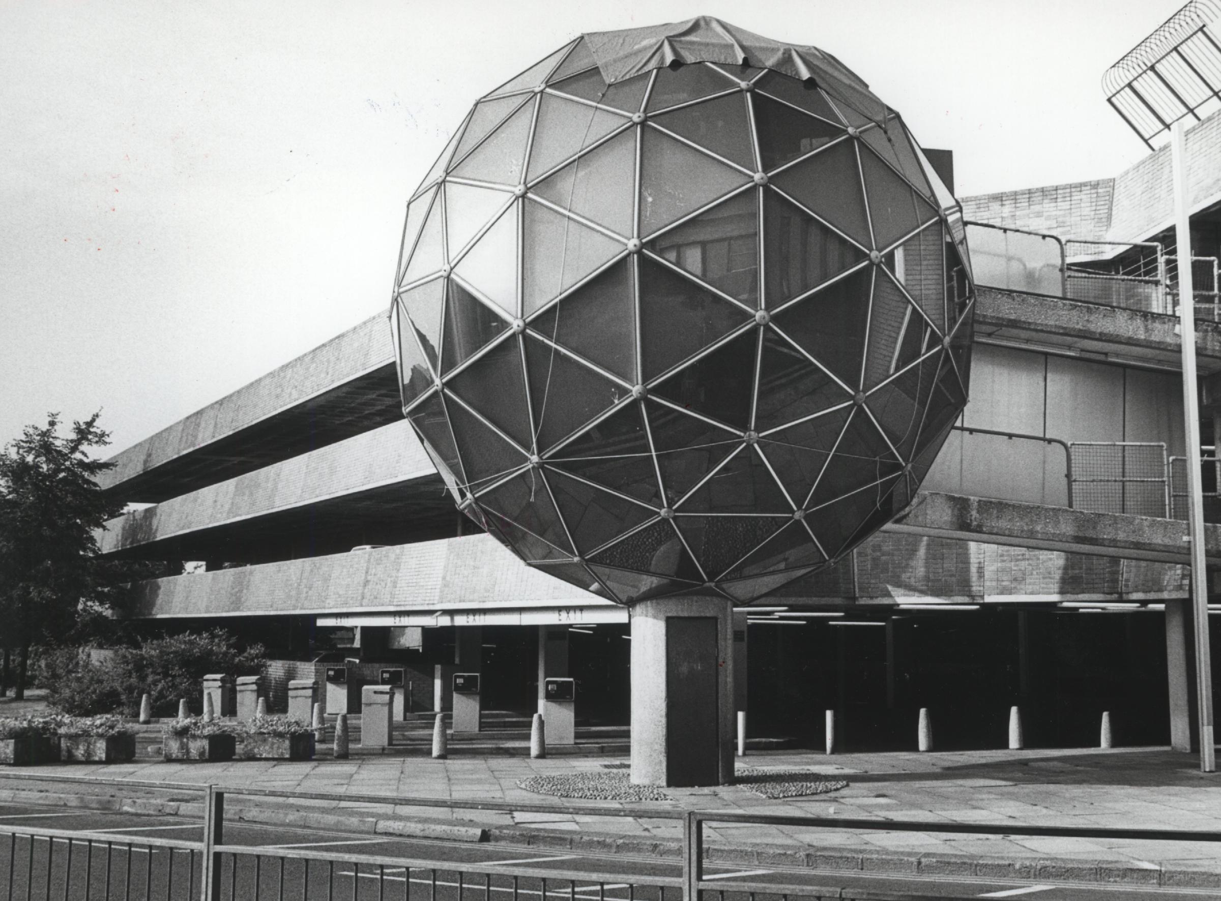 Golf Ball Swings Into Action At City S Multi Storey Car Park