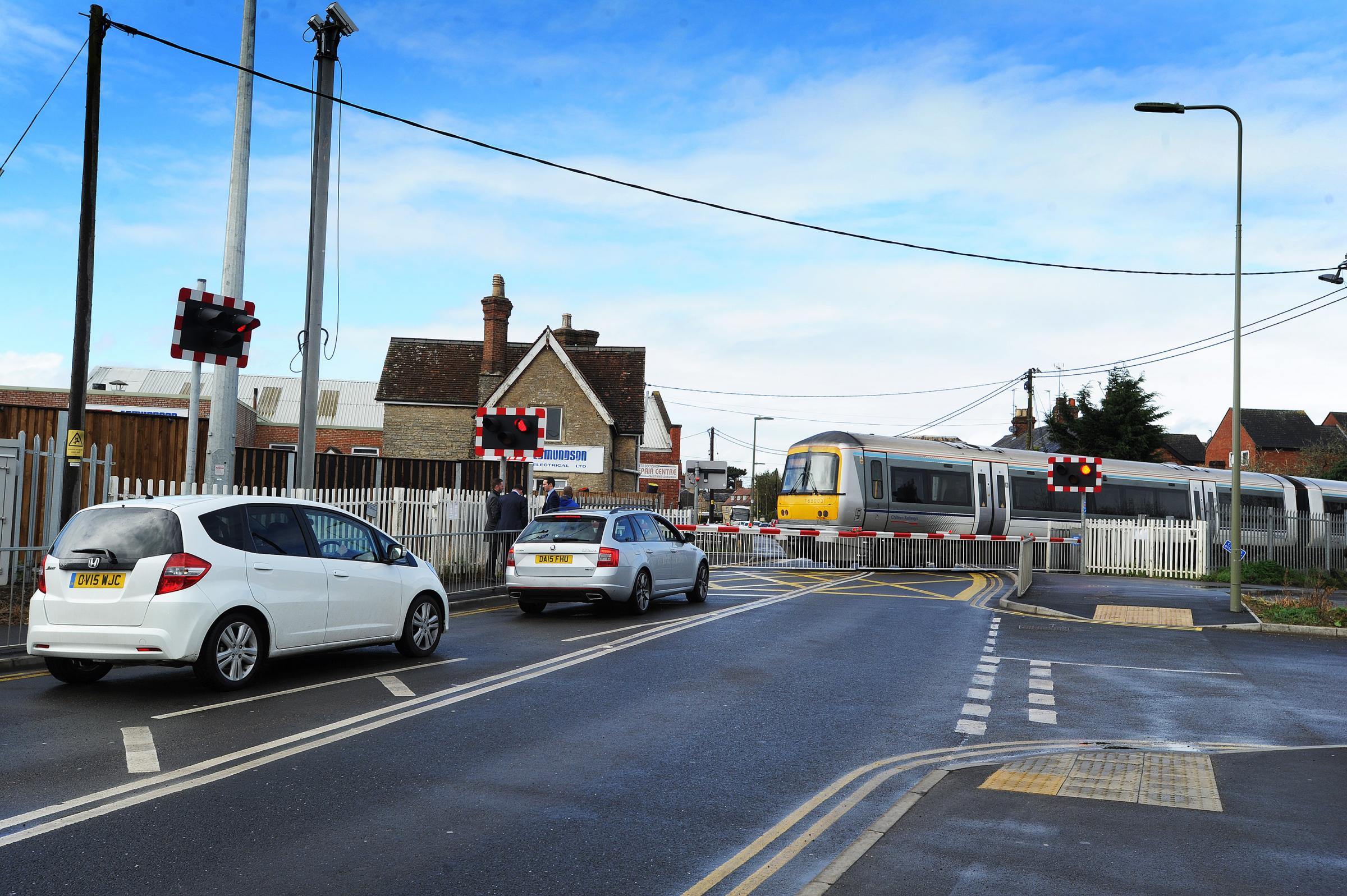 Bridge Or Tunnel Needed To Solve Looming Level Crossing Problems Oxford Mail