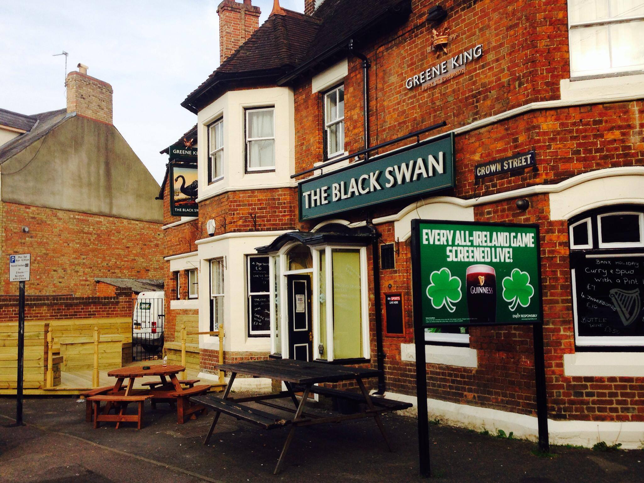 Black Swan landlord hits back at accusations Oxford pub is a 'nuisance' Oxford Mail